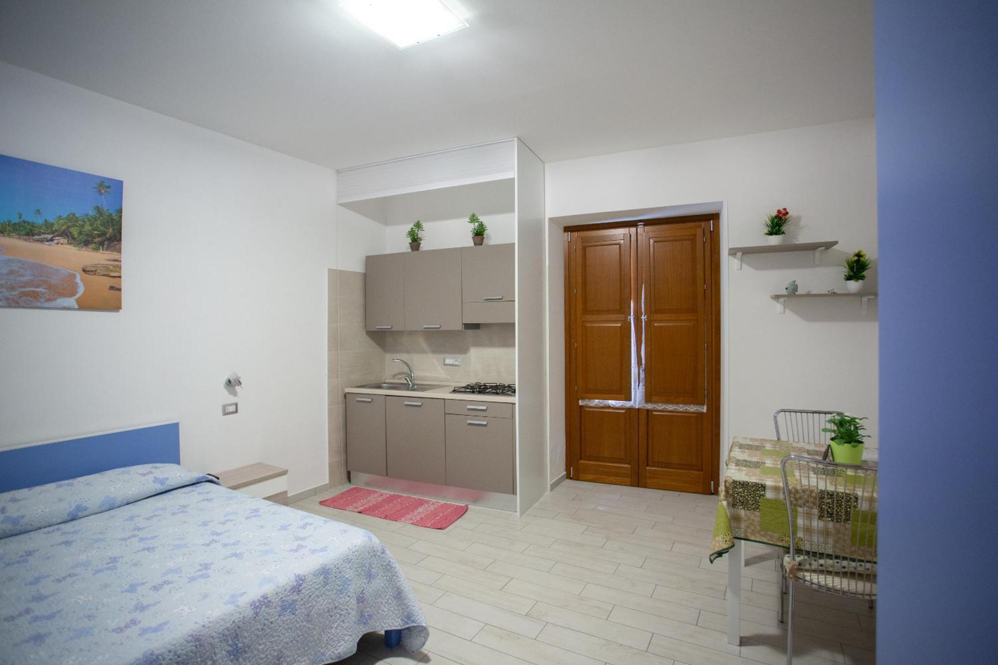 Odissea Residence E Rooms Santa Maria di Castellabate Room photo