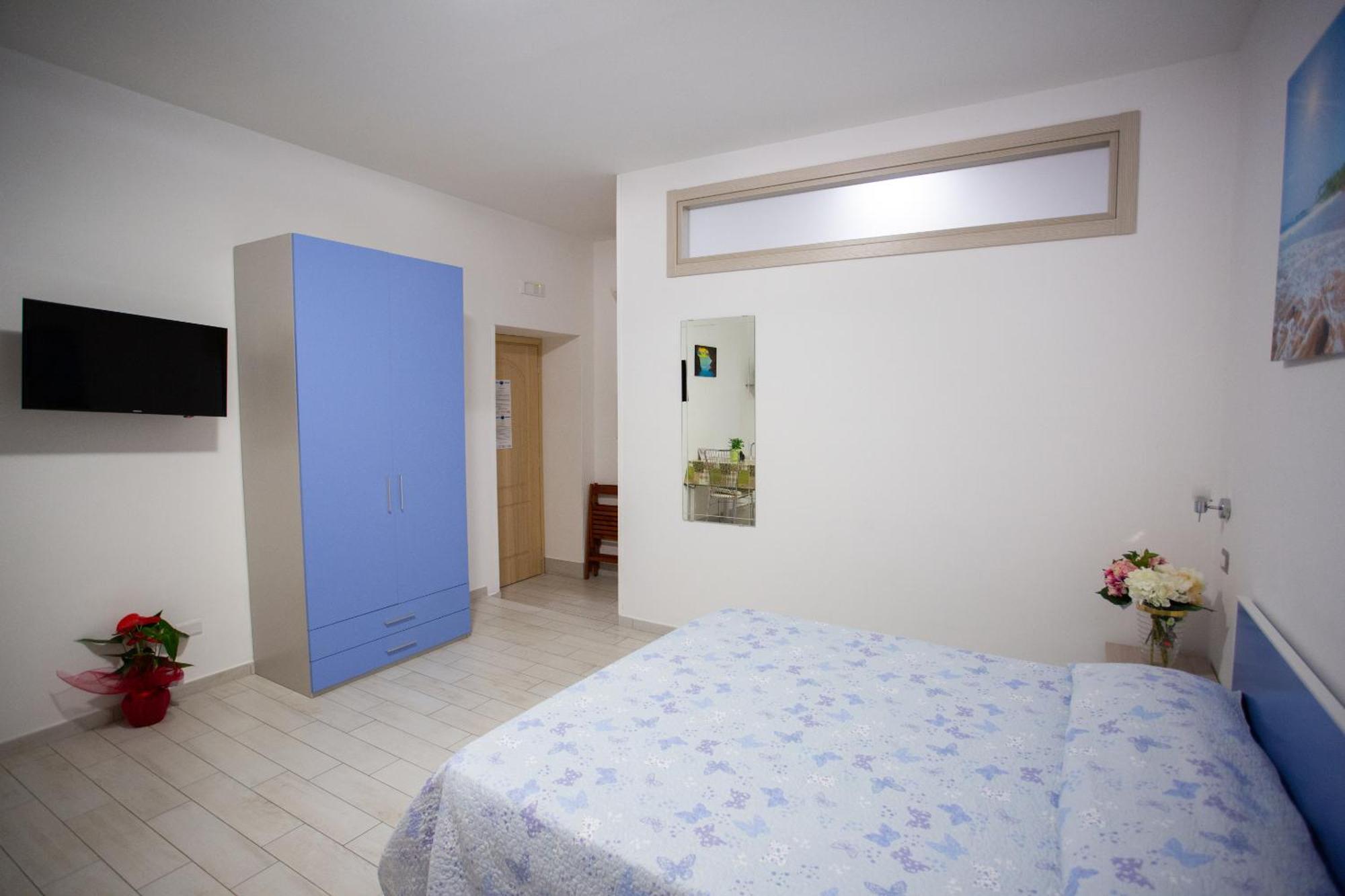 Odissea Residence E Rooms Santa Maria di Castellabate Room photo